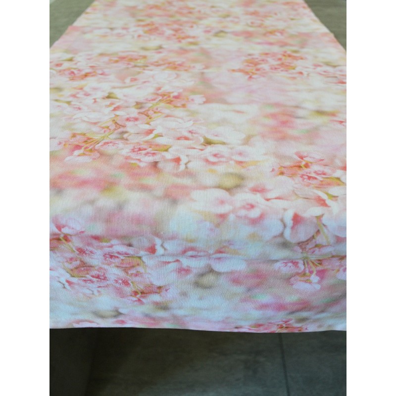 Пролетен тишлайфер за маса със светло розови цветя 40x135см.-4