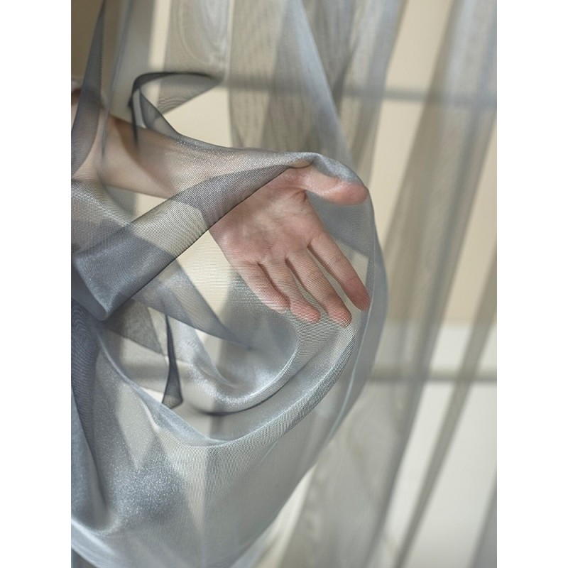 Фин плат с блясък от органза в сив цвят-6