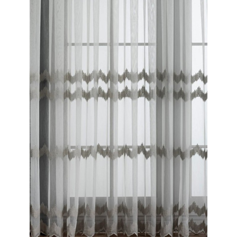 Перде с повтаряща се бродерия зигзаг в светло сив цвят-3